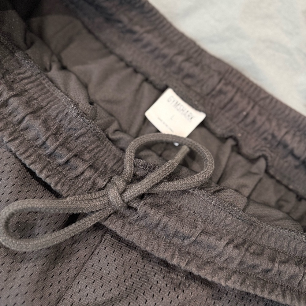 Gymshark Black Athletic Mesh Shorts with Contrast Logo - Picture 4 of 4